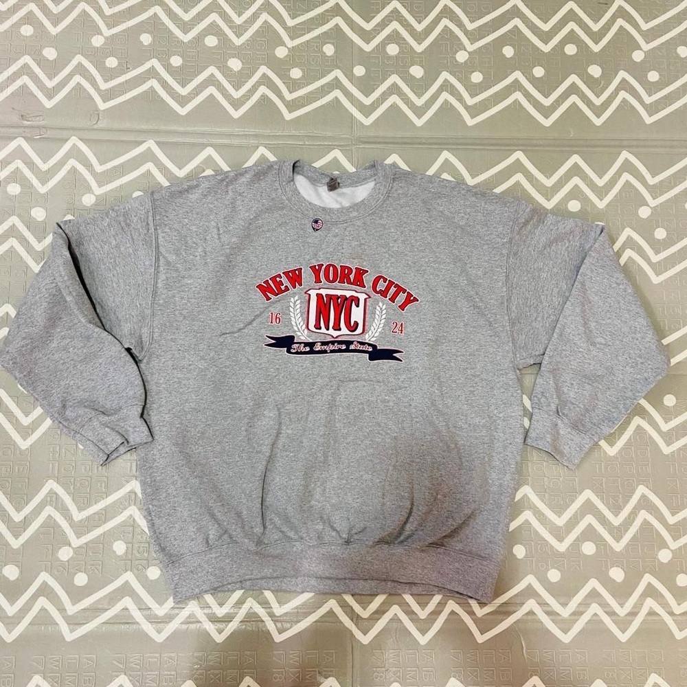 Vintage retro gray grey Ny nyc New York  sweater sweatshirt